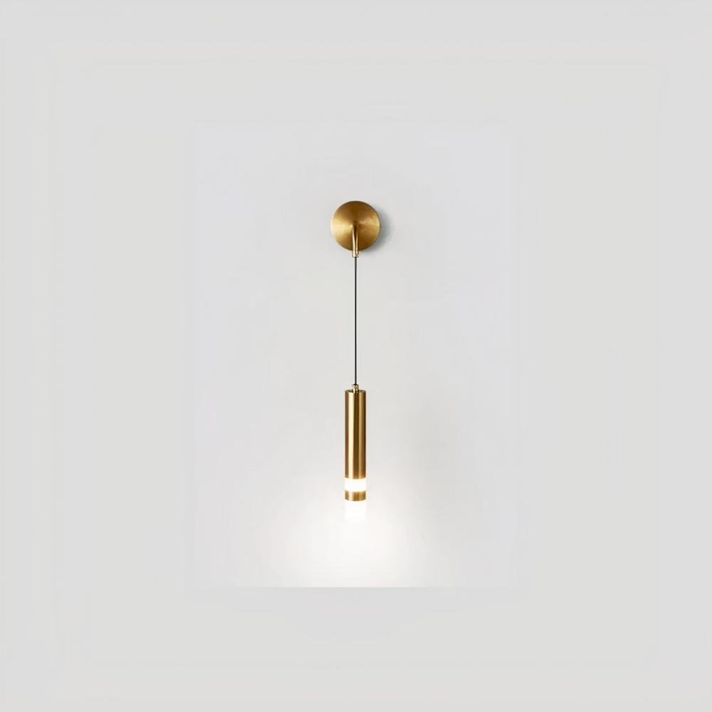 Hangende gouden wandlamp met hangende buis.
